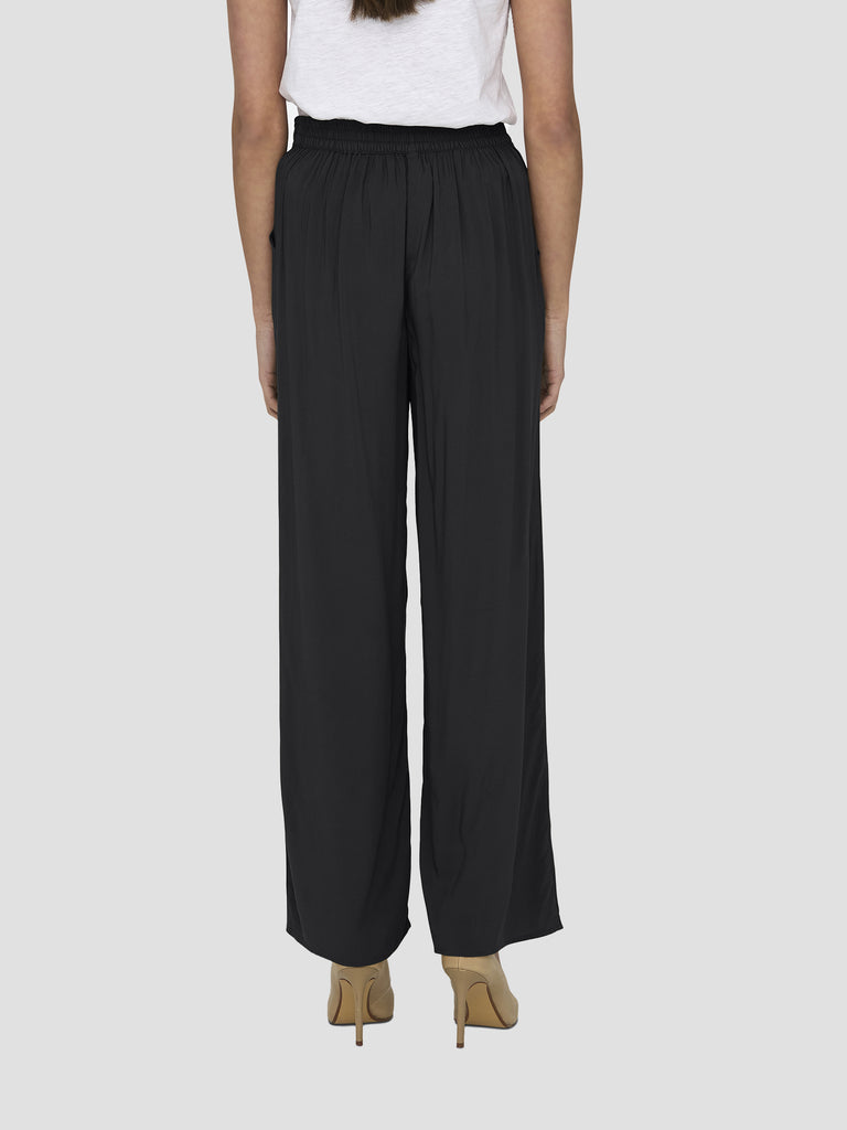 ONLY 15264445BLACK