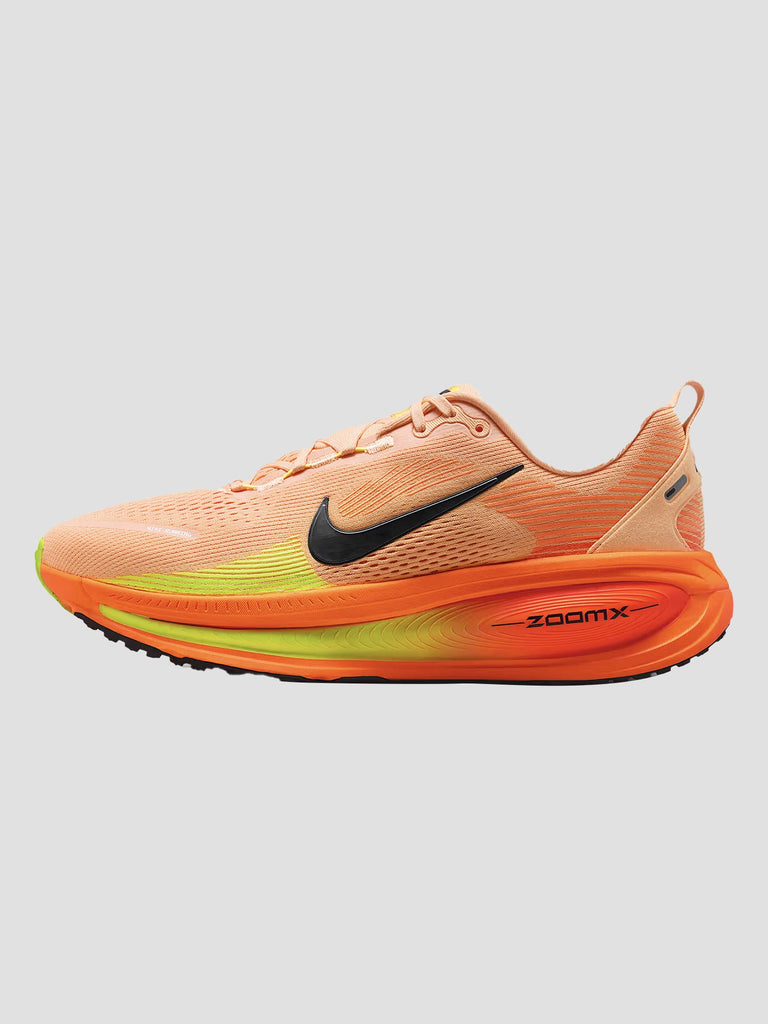 VOMERO 18 HM6803 700 NIKE 