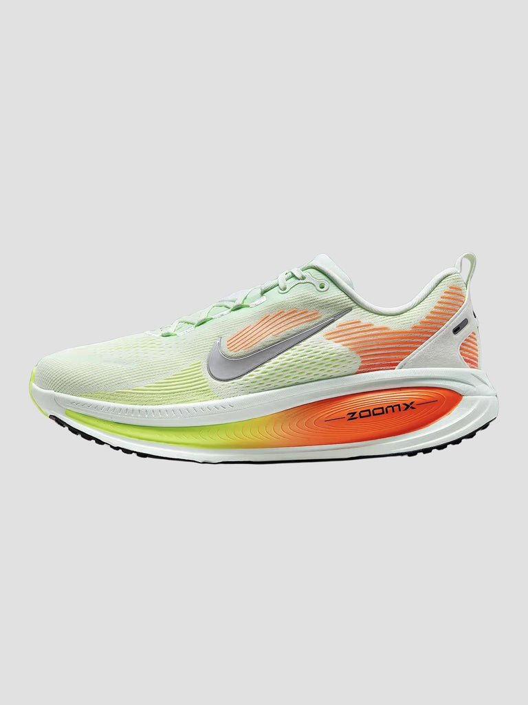 VOMERO 18 ROAD HM6803 300 NIKE 