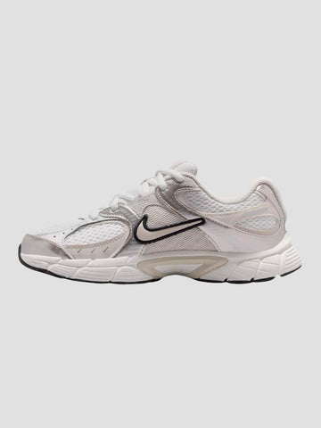 V5 RNR (GS) HQ6411 102 NIKE 
