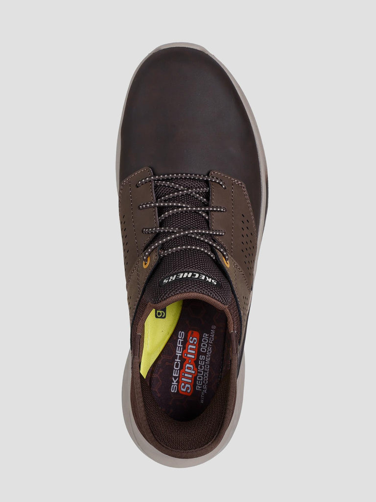 SLADE MACKLIN 210890 CHOC SKECHERS 