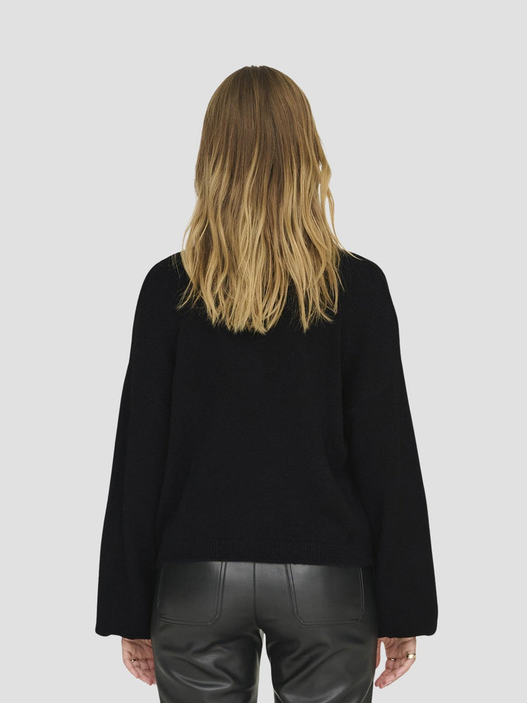 ONLDONNA LS BOW V-NECK KNT 15343634 BLACK ONLY 