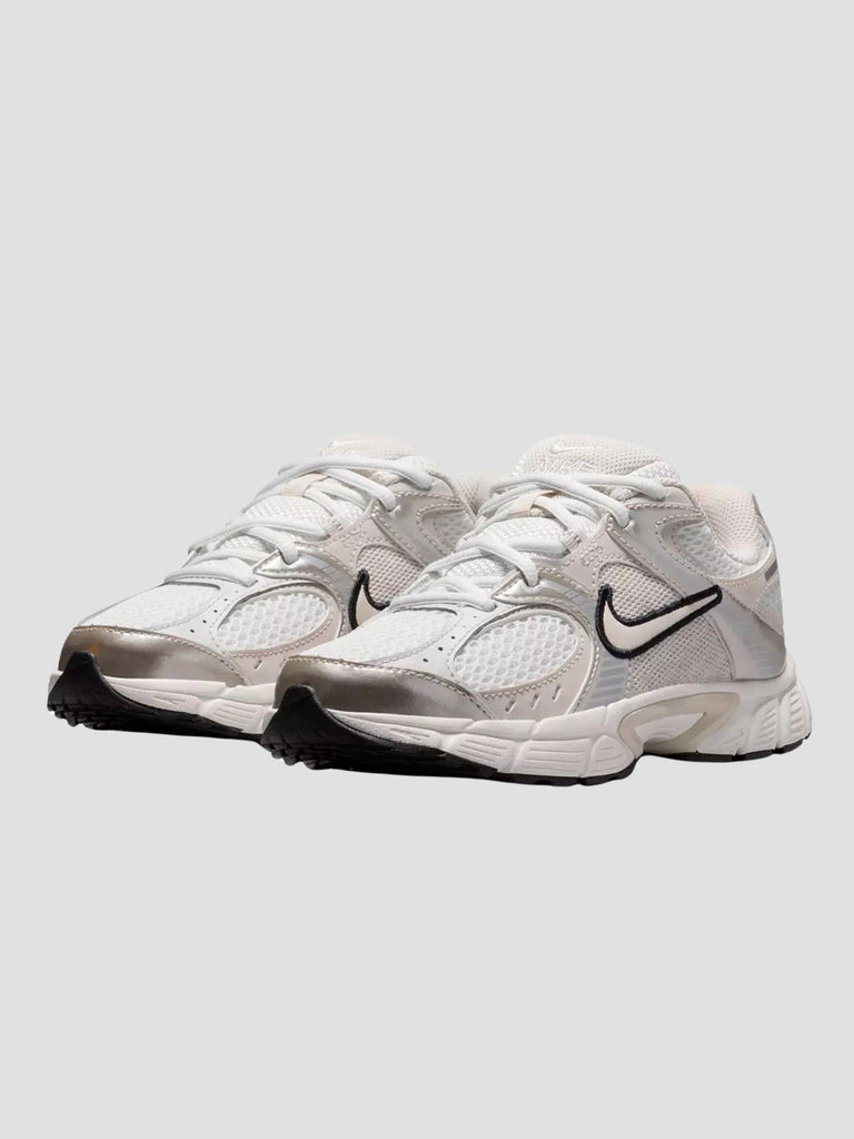V5 RNR (GS) HQ6411 102 NIKE 