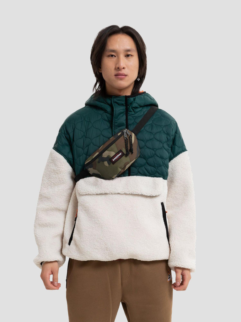 EASTPAK EK074181