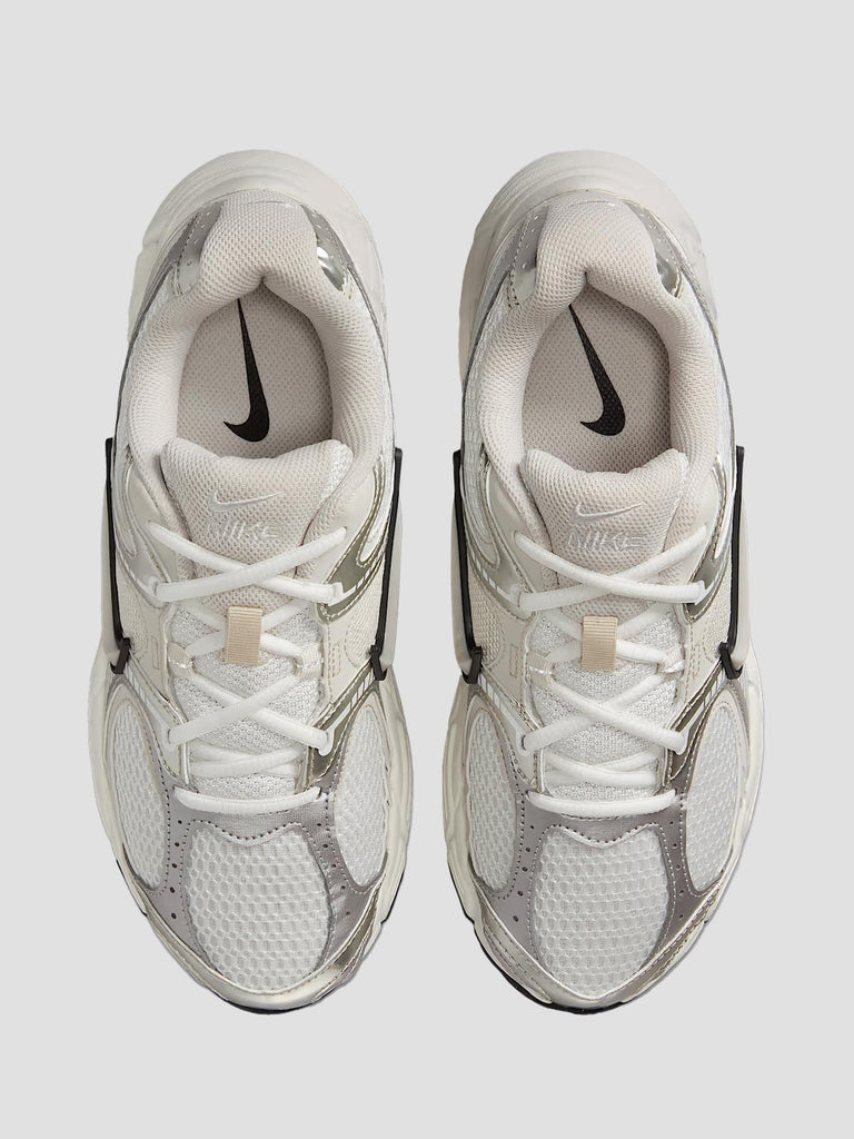 V5 RNR HQ7901 104 NIKE 