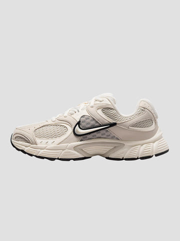 V5 RNR II6294 100 NIKE 