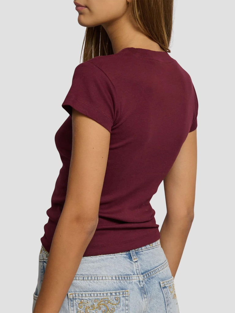 T-SHIRT CON STAMPA TIROLO-ATTENTO BORDEAUX SUITE BENEDICT 