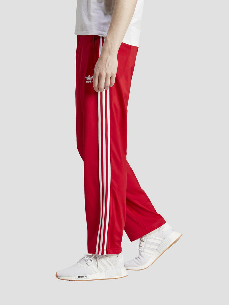 FIREBIRD TP IJ7057 BETTER SCARLET ADIDAS 