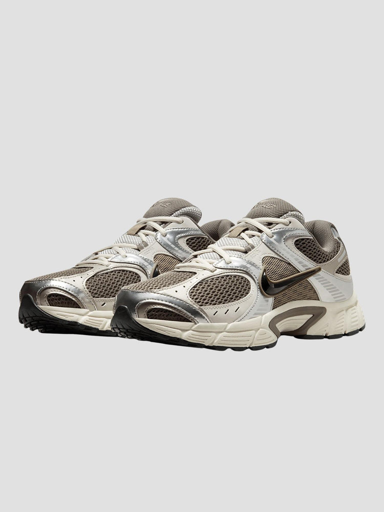 V5 RNR HJ5228 200 NIKE 