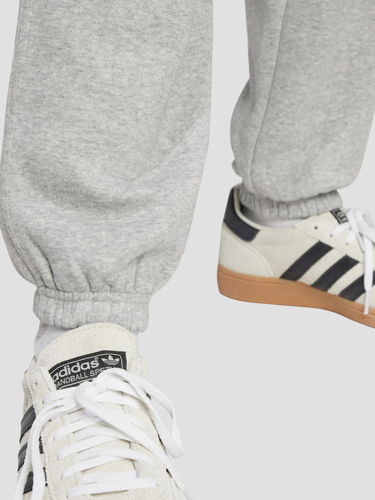 ESS JOGGERS IY9638 GREY ADIDAS 