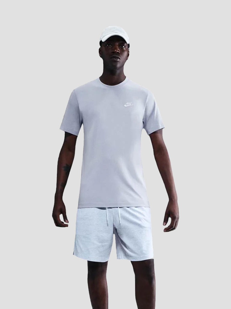 NSW CLUB TEE AR4997 057 NIKE 