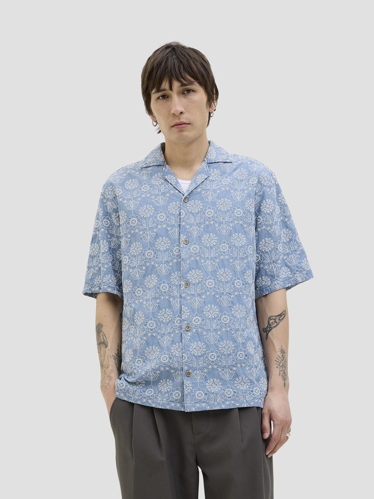 JPRBLUTATE EMBROIDERY S/S SHIRT 12277947 TRENCH COAT JACK&JONES 