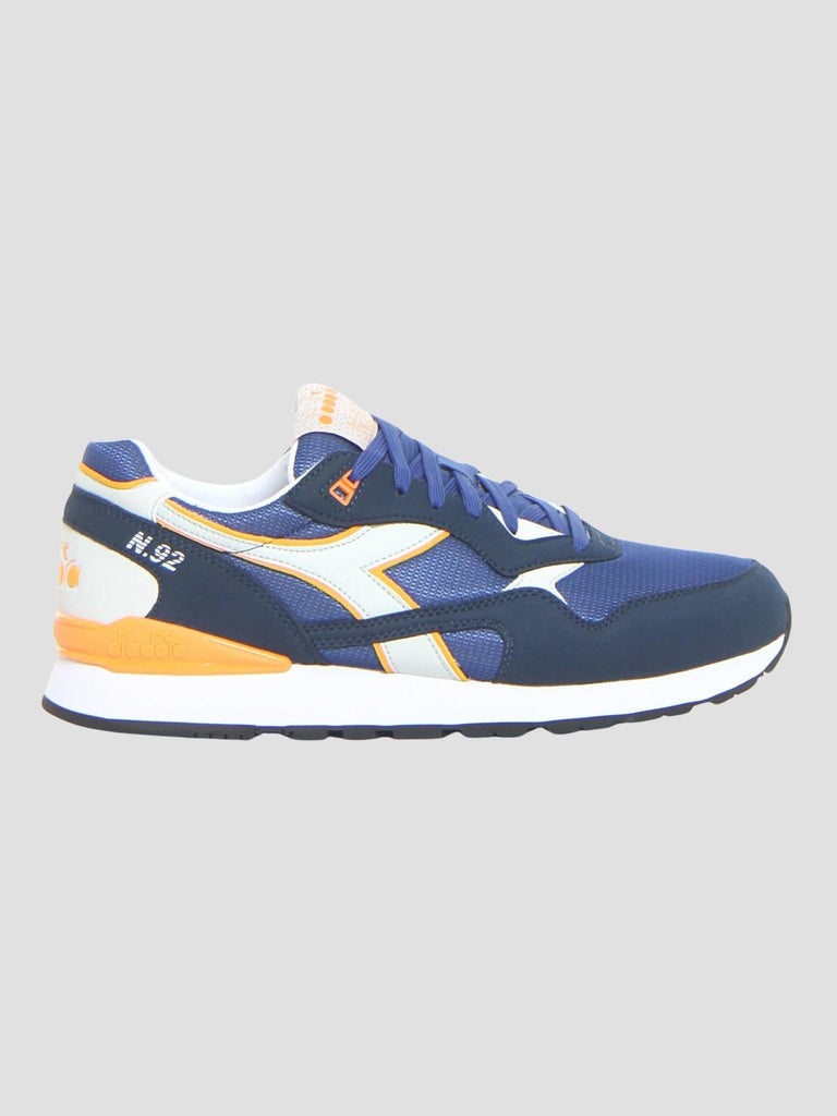 N.92 173169 60132 DIADORA 