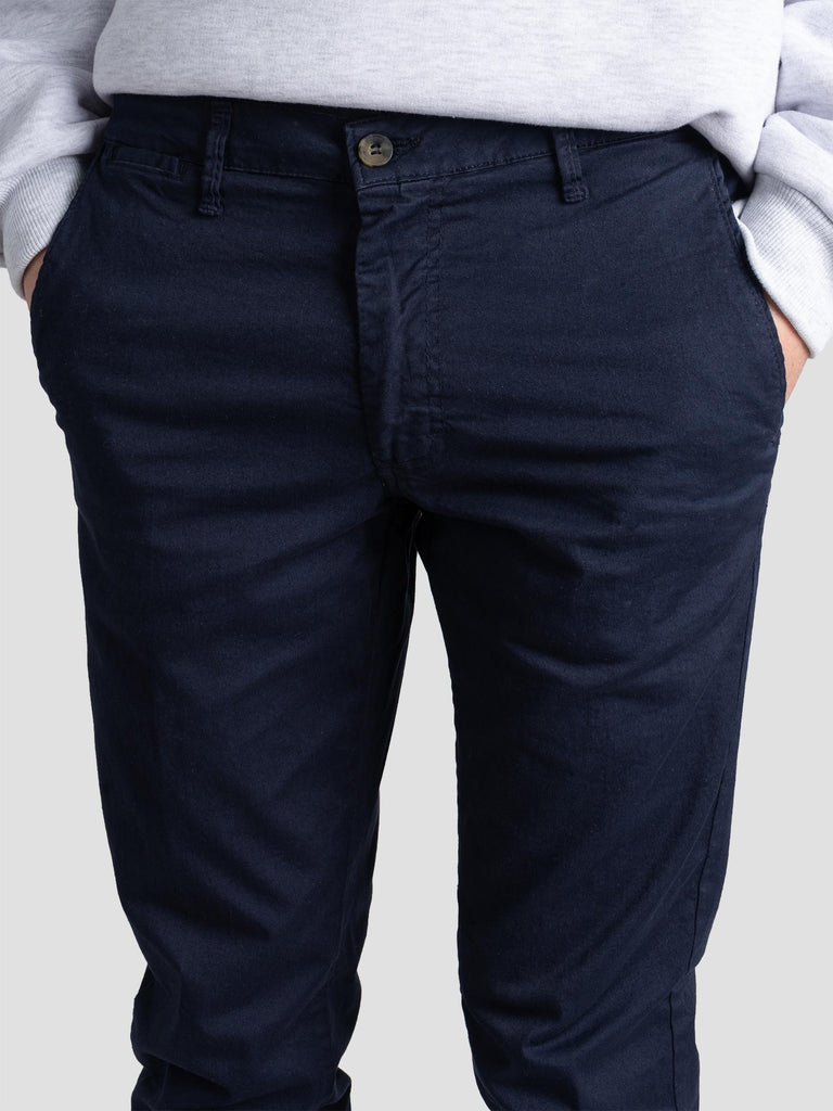 CHINO TESSUTO MEDIO ALL SEASONS LONDRA 502 GROOVE 