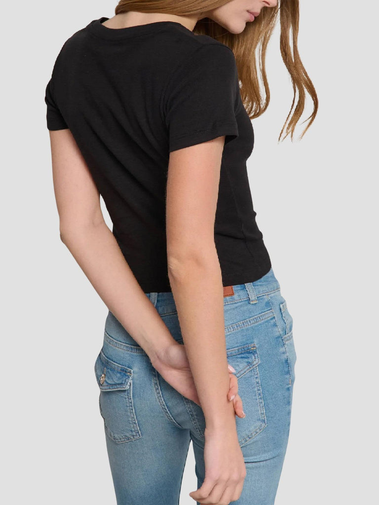TSHIRT SCOLLO A V TINDER251 BLACK SUITE BENEDICT 