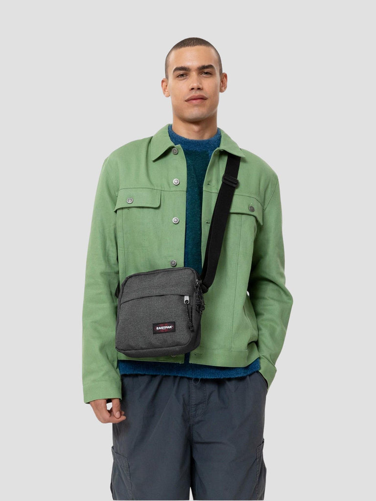 THE BIGGER ONE EK0A5BIB 77H EASTPAK 