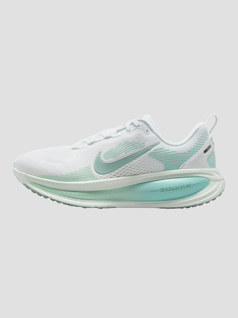 VOMERO 18 HM6804 106 NIKE 