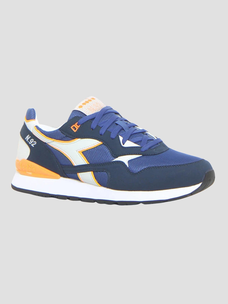 N.92 173169 60132 DIADORA 