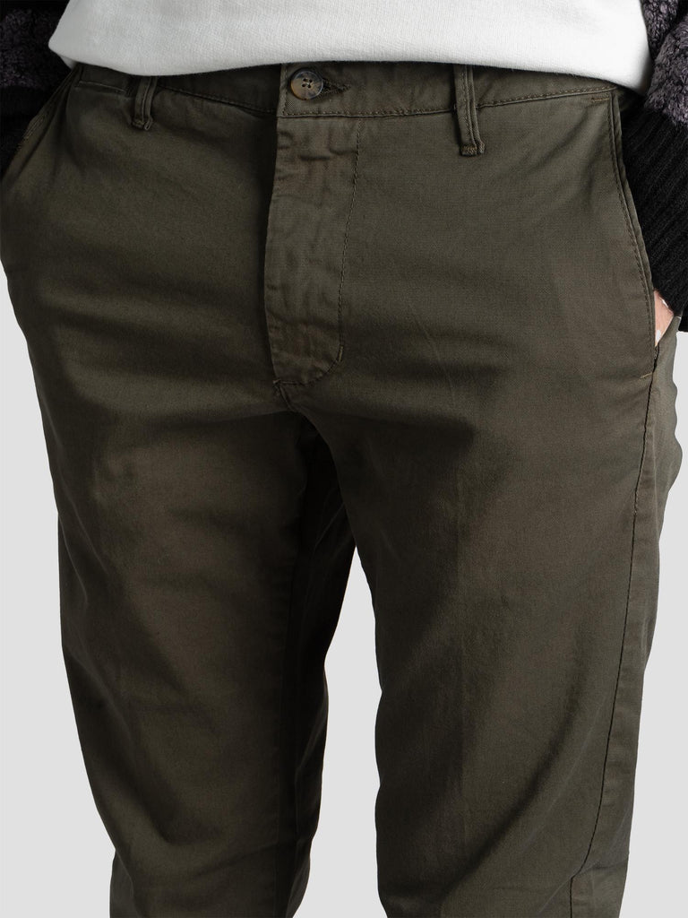 CHINO TESSUTO MEDIO ALL SEASONS LONDRA 512 GROOVE 