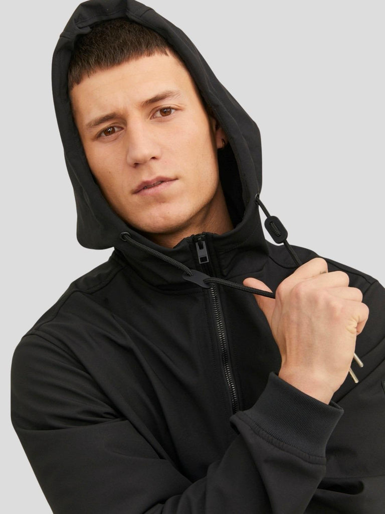 JJEBASIC SOFTSHELL HOOD NOOS 12236300 BLACK JACK&JONES 