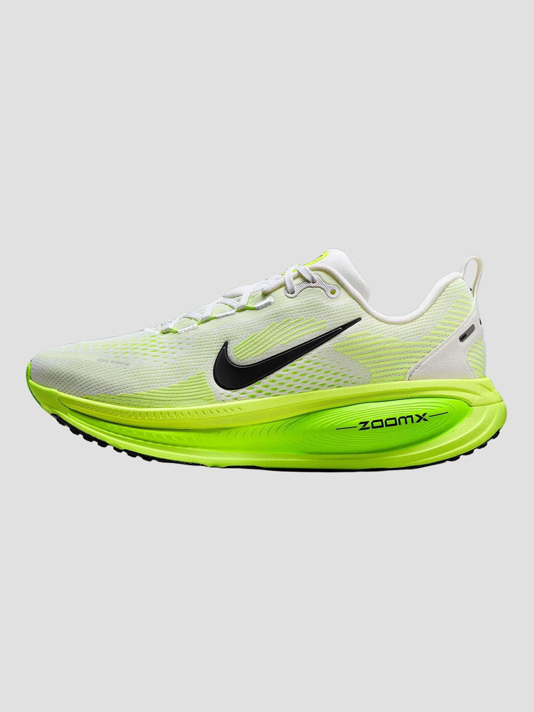 VOMERO 18 HM6804 102 NIKE 