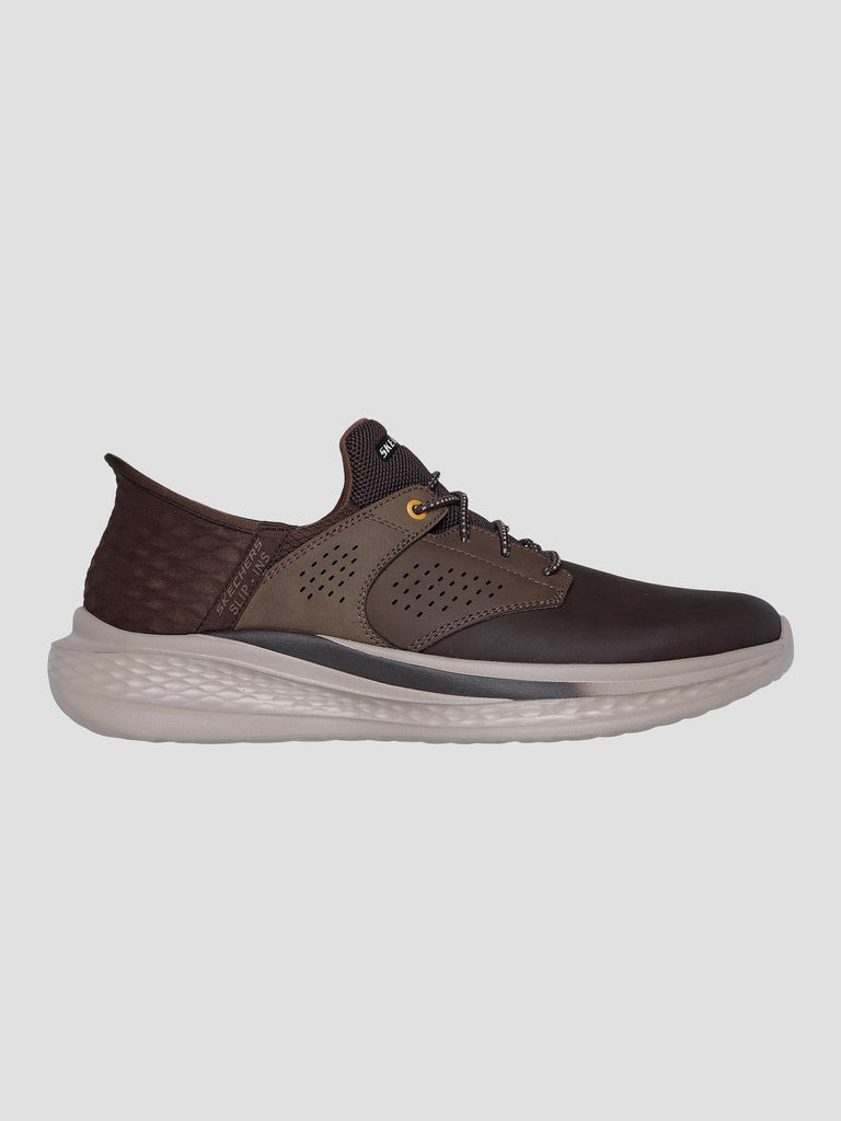 SLADE MACKLIN 210890 CHOC SKECHERS 