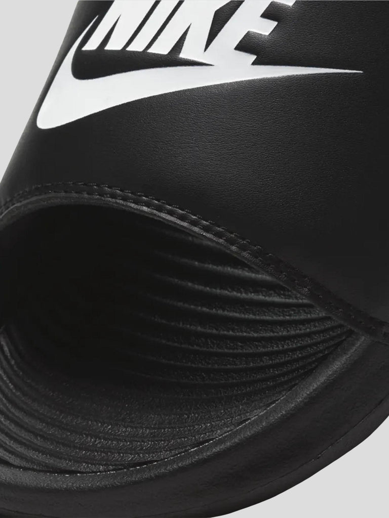 VICTORI ONE SLIDE CN9677 005 NIKE 